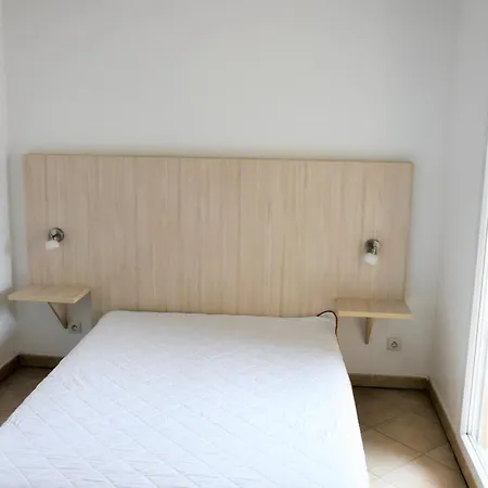 Apartment Dans Avec Piscine Et Terrasse Proche Frejus Roquebrune-sur Argens